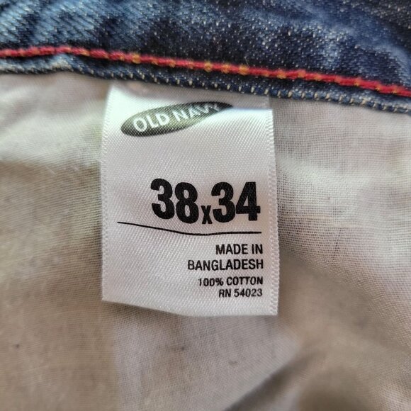 Old Navy Mens Classic Fit Jeans Actual Size 38x33 Medium Wash 100% Cotton - Picture 7 of 8